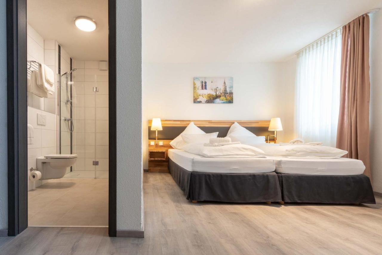 Hotel In Laisen Reutlingen Bagian luar foto